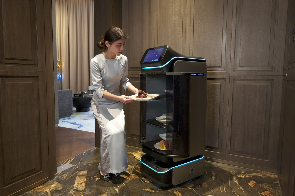 Keenon DINERBOT T3 Enclosed Delivery Robot